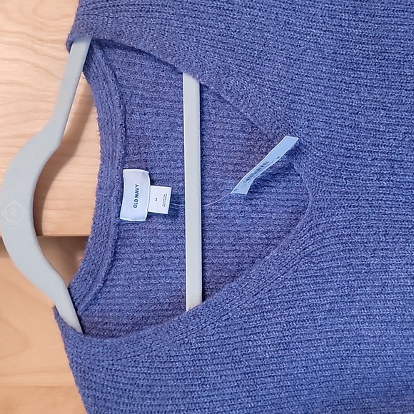 Old Navy Long Sleeve V Neck Sweater - Picture 2 of 9